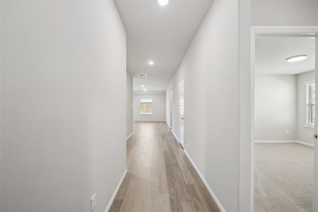 9101 Spur Creek Court