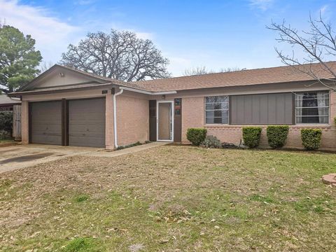 701 Idlewilde Drive Lewisville TX 75067