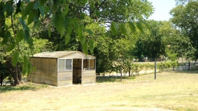 Suburban Estates - Farm