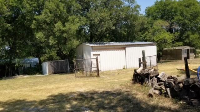 Suburban Estates - Farm