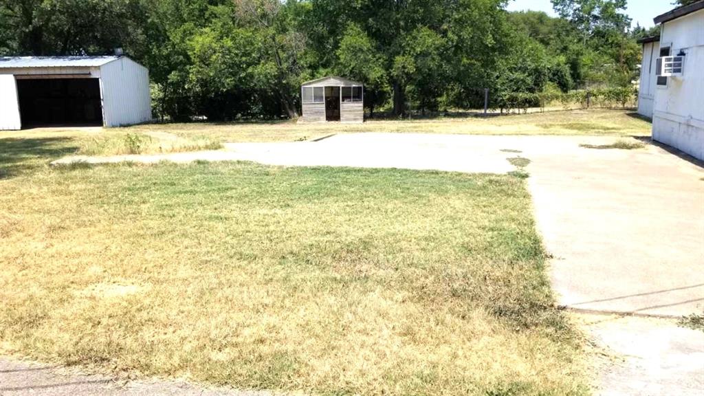 Suburban Estates - Farm