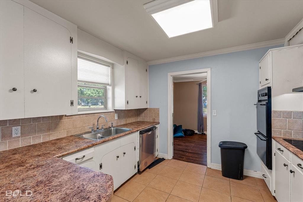 Shreveport, Louisiana 71104, United States, 3 Bedrooms Bedrooms, ,1 BathroomBathrooms,Residential,Active,231354