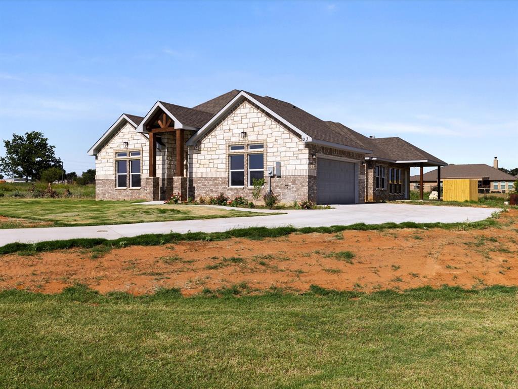 1013 Magnolia Court