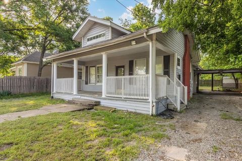 1010 E Cherry Street Sherman TX 75090