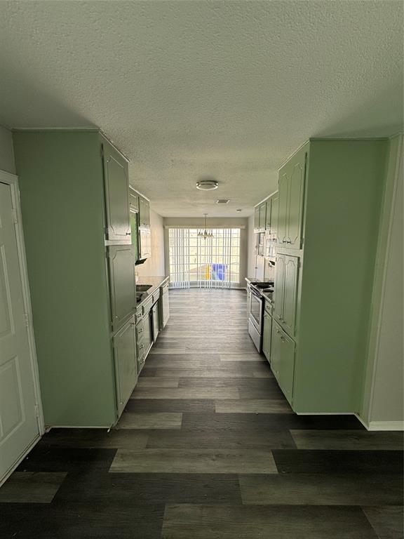 Astor Heights Add - Residential Lease