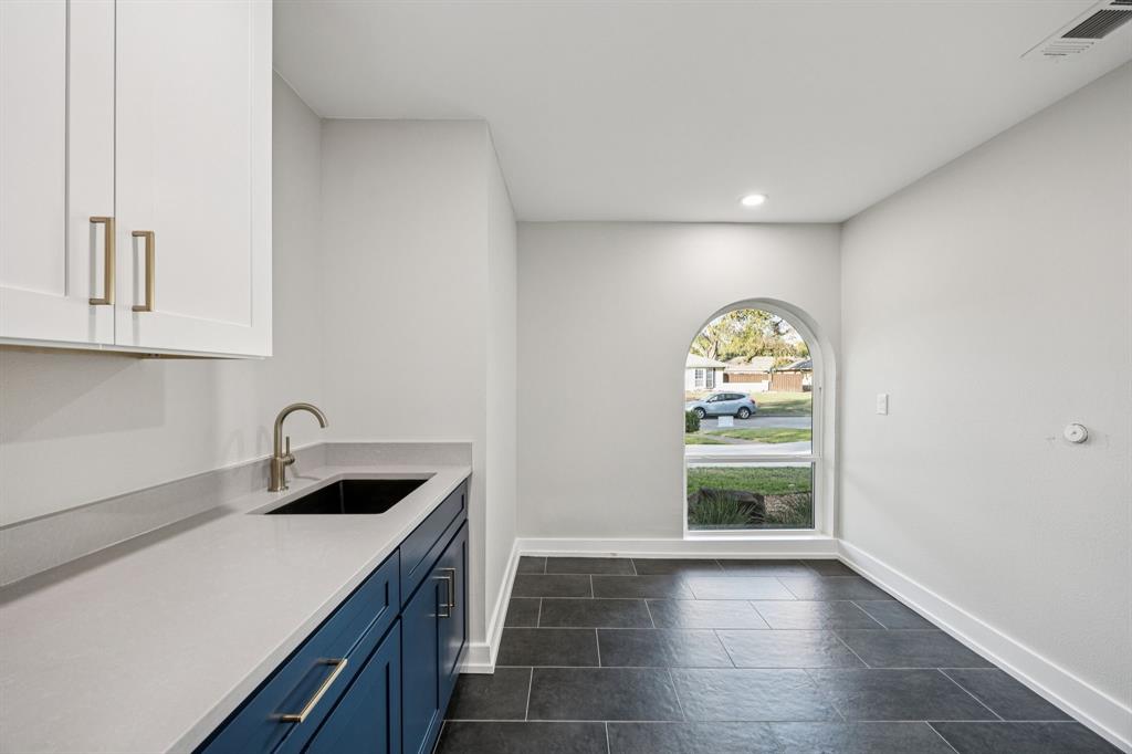 SCHREIBER MANOR 5TH INST - Residential