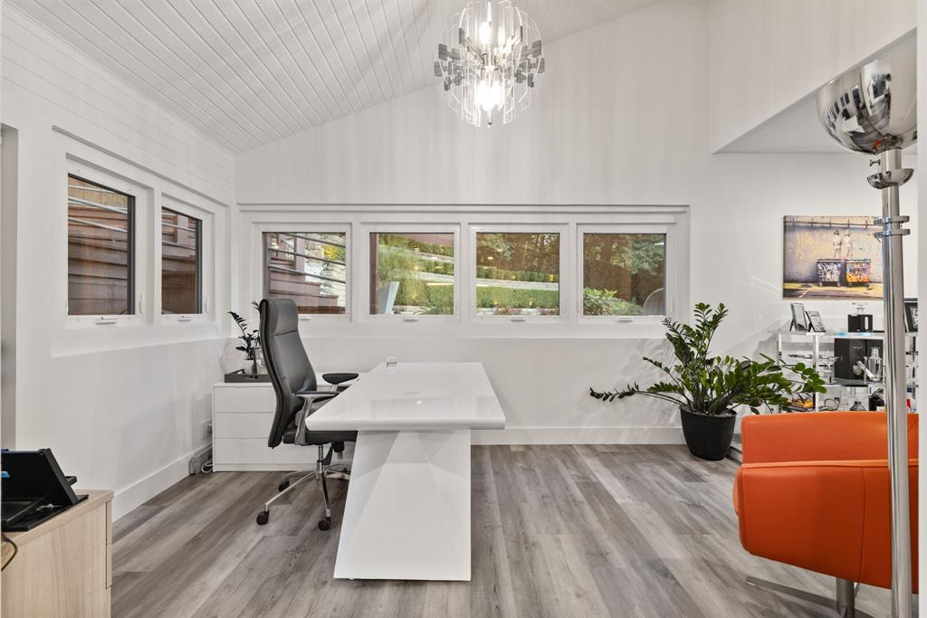 Guggenheim Acres - Residential