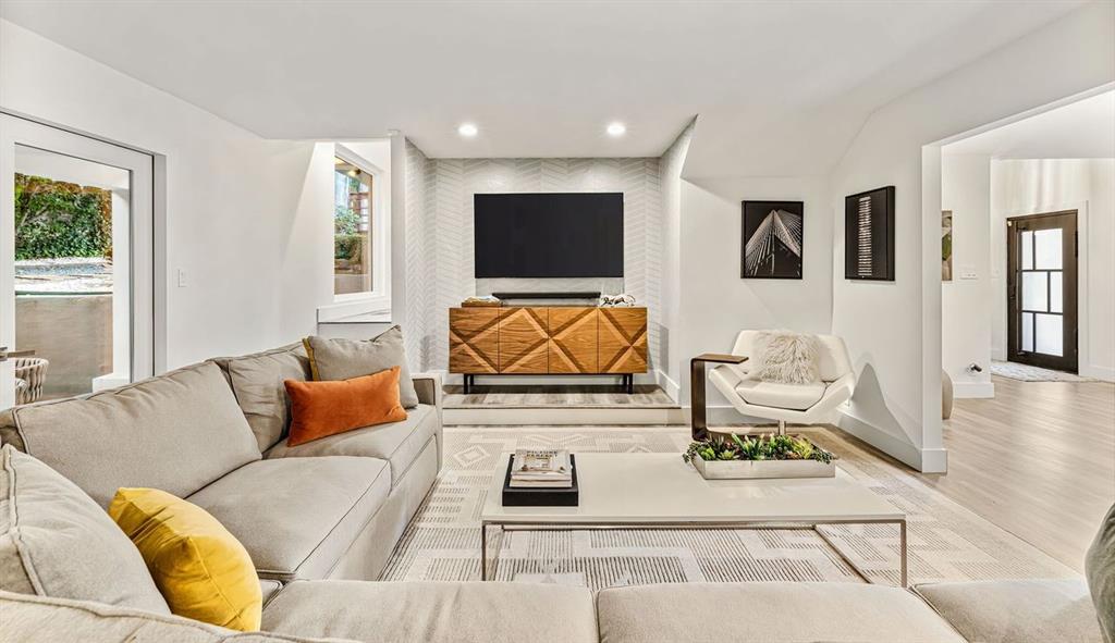 Guggenheim Acres - Residential