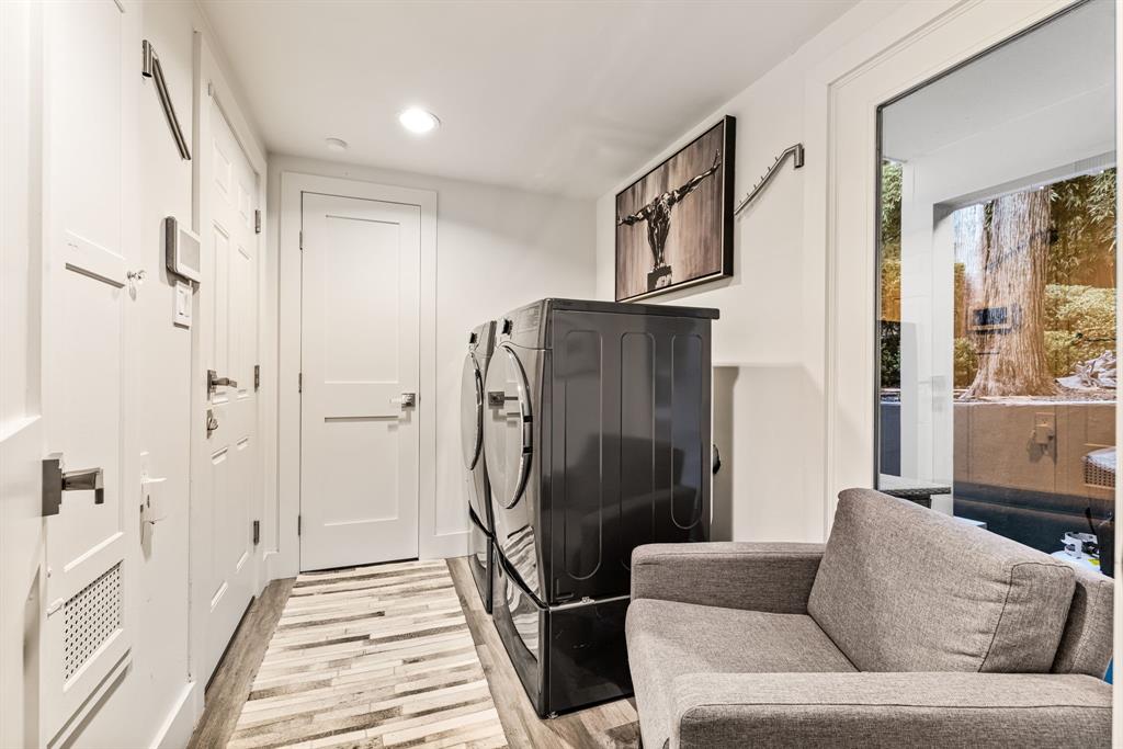 Guggenheim Acres - Residential