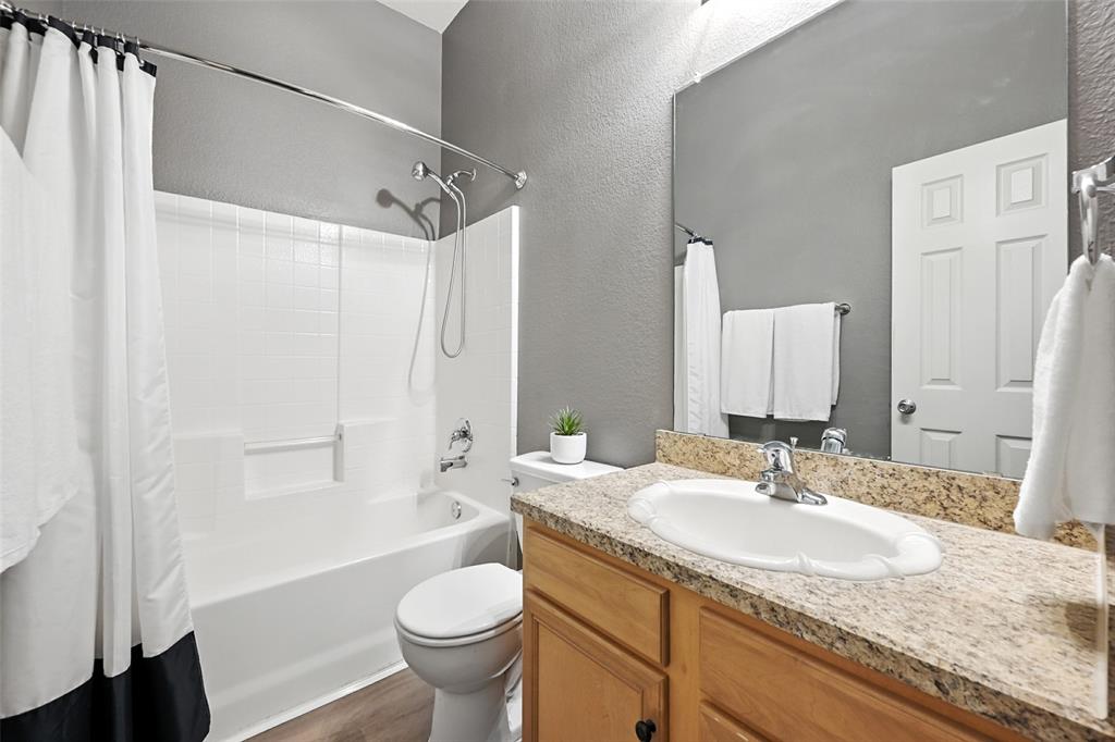 Oak Point, Texas 75068, United States, 3 Bedrooms Bedrooms, ,2 BathroomsBathrooms,Residential,Active,197210