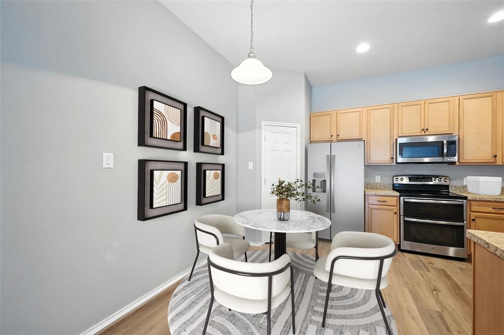 Oak Point, Texas 75068, United States, 3 Bedrooms Bedrooms, ,2 BathroomsBathrooms,Residential,Active,197210