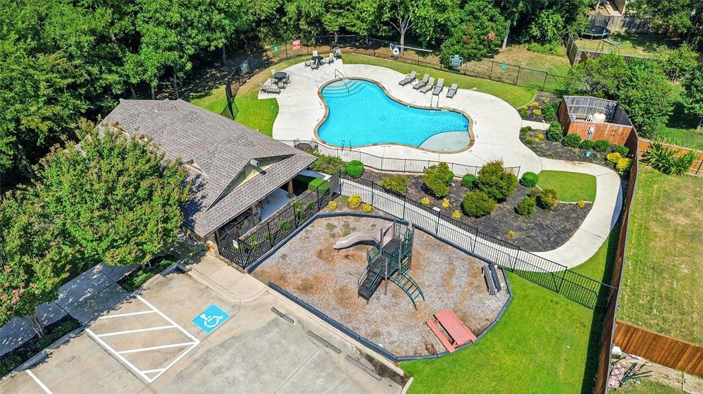 Oak Point, Texas 75068, United States, 3 Bedrooms Bedrooms, ,2 BathroomsBathrooms,Residential,Active,197210