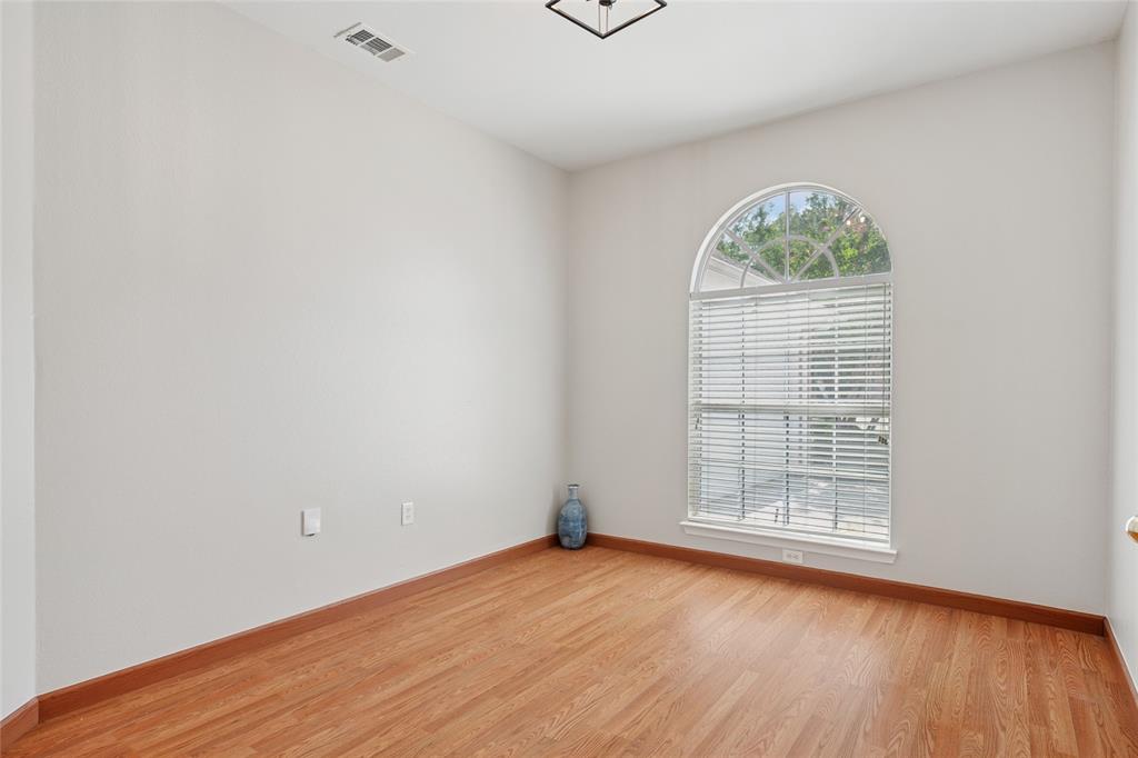 1726 Chatham Lane