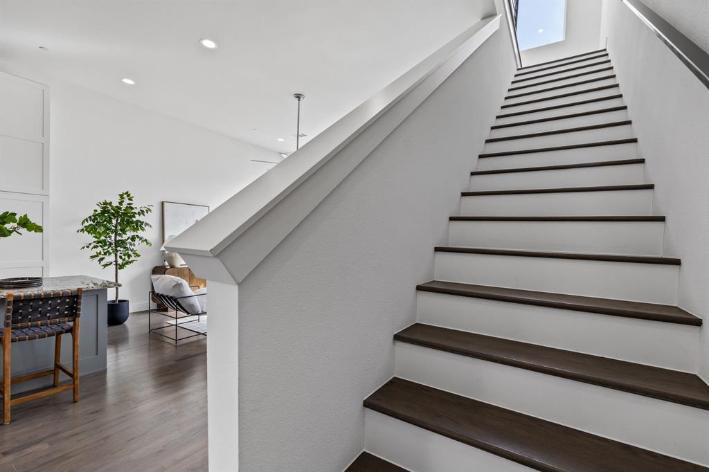 2317 Moser Condo - Residential Lease