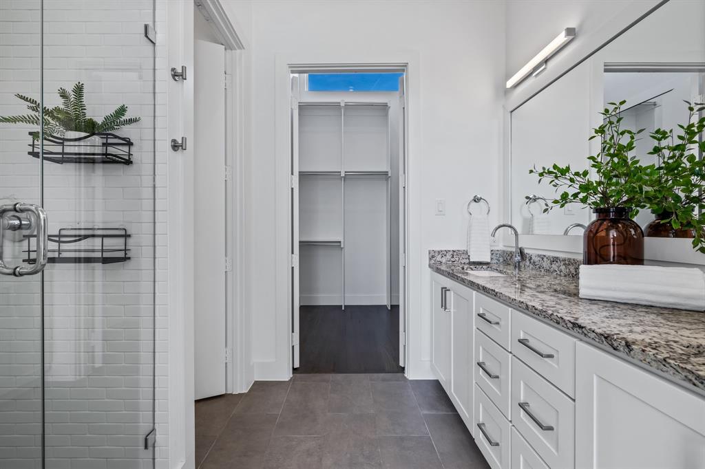 2317 Moser Condo - Residential Lease