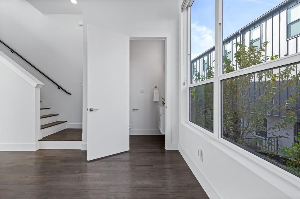 2317 Moser Condo - Residential Lease