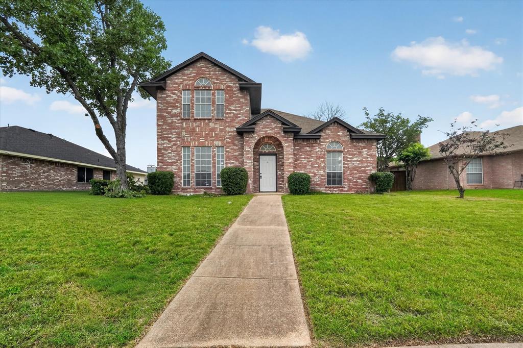 1325 Rosewood Lane