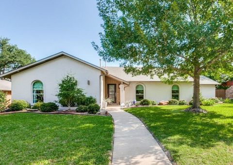 6647 Leameadow Drive Dallas TX 75248