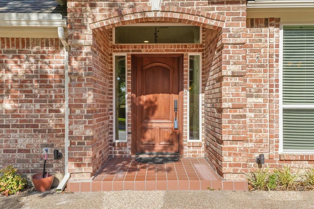 2817 Naples Drive