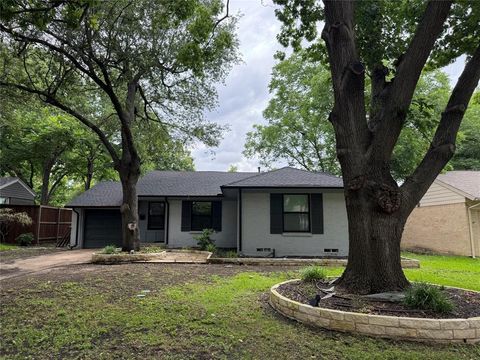 444 Kirkwood Drive Dallas TX 75218