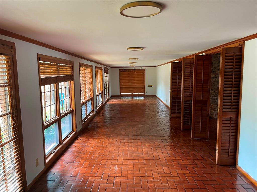 Park Hlnds Add - Commercial Sale