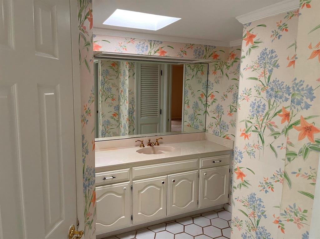 Park Hlnds Add - Commercial Sale