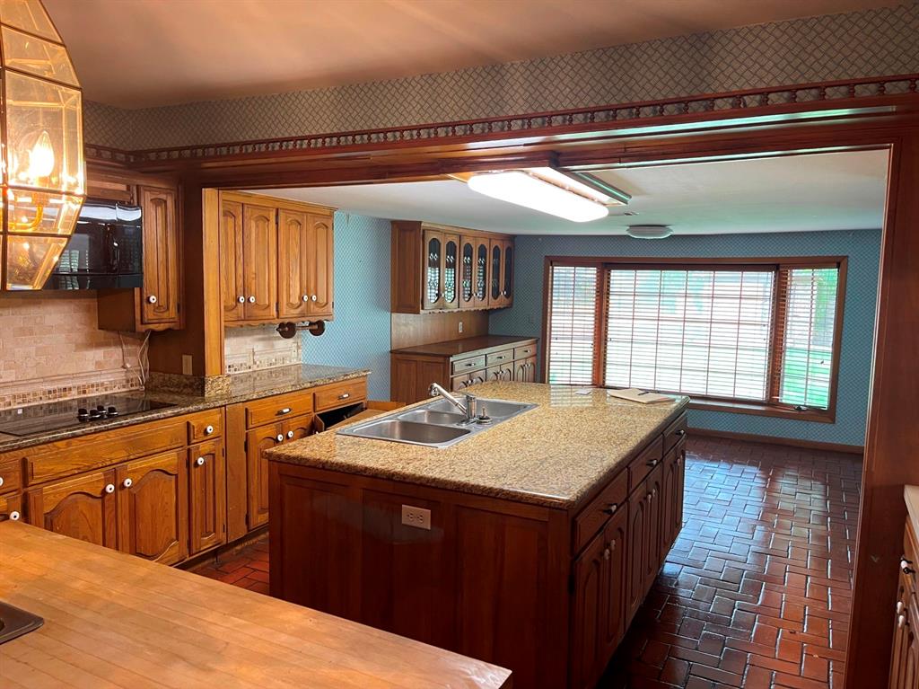 Park Hlnds Add - Commercial Sale