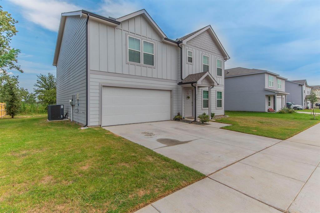 Tolar Oaks - Residential