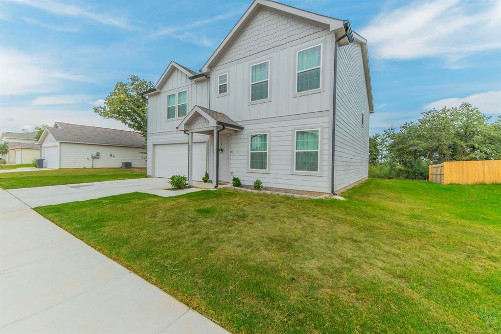 Tolar Oaks - Residential