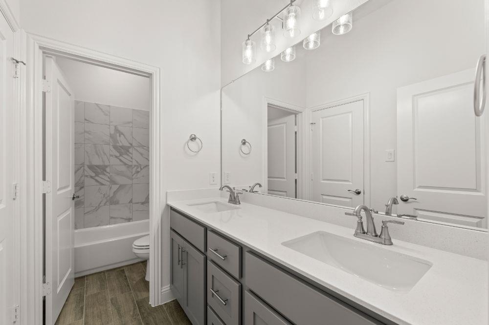 Lake Breeze - Residential