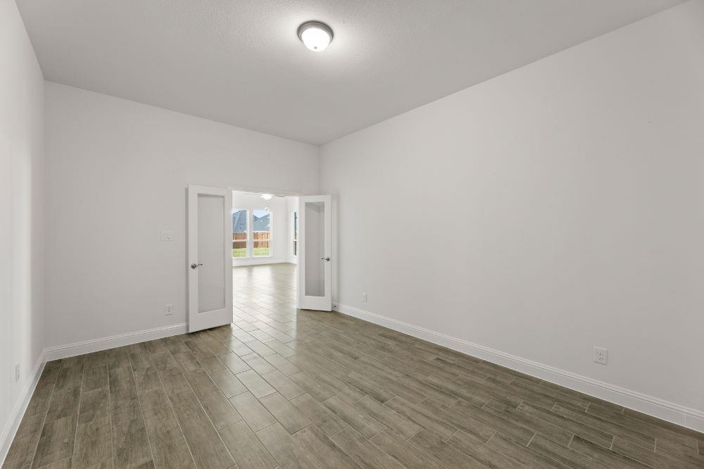 Lake Breeze - Residential