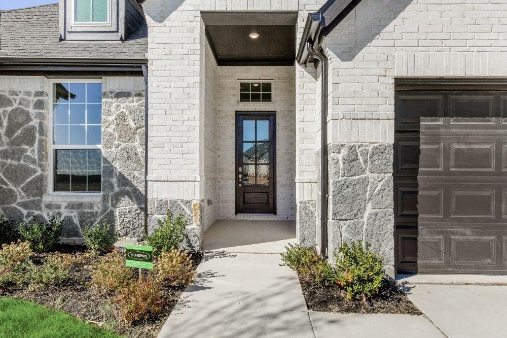 Lake Breeze - Residential