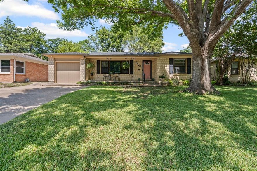 Beautifully updated home in a great location near the Trinity River and the River District restaurant and shops. Situated in a quiet, treed neighborhood within walking distance to the desirable Burton Hill Elementary. The floorplan offers a large, eat-in kitchen, separate dining room, living room, large family room with walls of windows bringing in beautiful, natural lighting, 3 bedrooms & 2 bathrooms. The homes features refinished hardwood flooring, luxury plank wood flooring, granite countertops, upgraded hardware, lighting & fixtures, remodeled bathrooms, remodeled kitchen with built-in stainless steel appliances, granite countertops & glass tile backsplash, wood & chain link fence. Extra wide driveway for additional parking. Washer & dryer convey to the buyer. The large backyard has a large, covered patio & a storage building. The one car garage is enclosed but could be converted back to a garage - seller has bid. 2 BEDROOMS, FRONT DOOR & KITCHEN FRESHLY PAINTED. THIS BEAUTY HAS IT ALL! Welcome home!