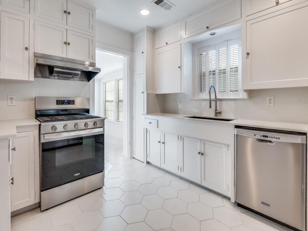 Greenville Crest 03 - Residential Lease