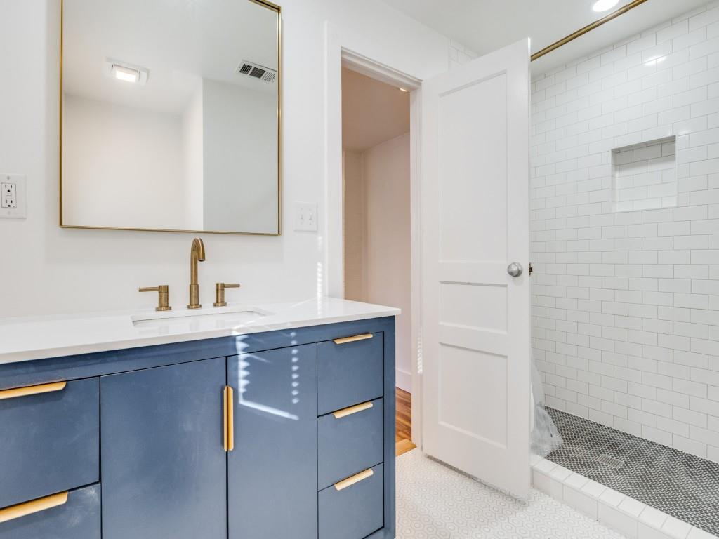 Greenville Crest 03 - Residential Lease