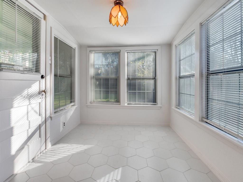 Greenville Crest 03 - Residential Lease