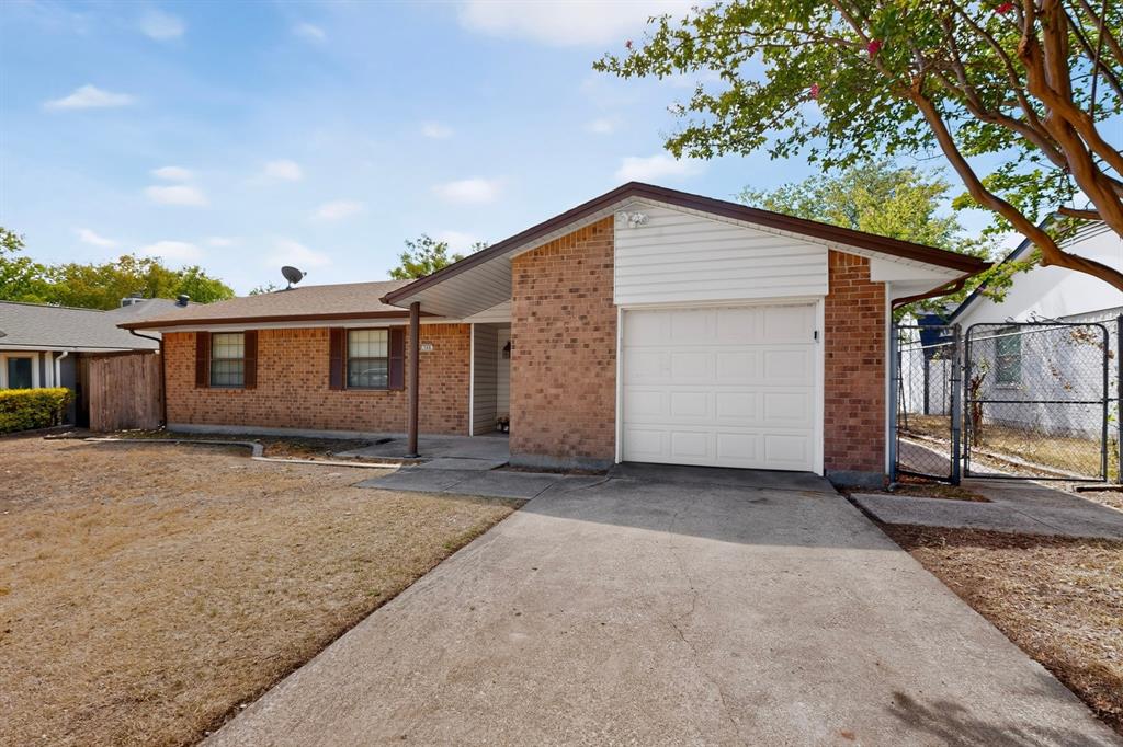 346 Linkcrest Drive