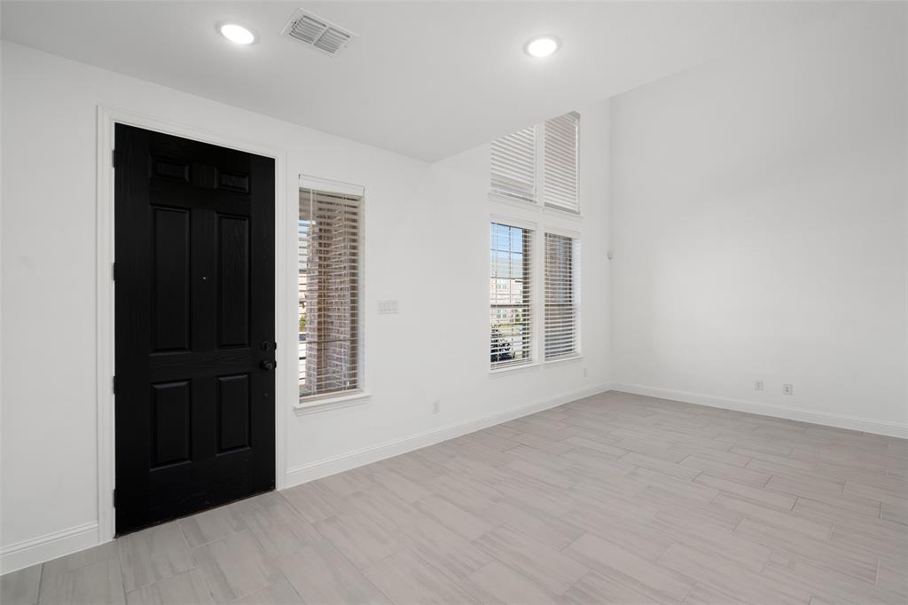 7307 Sideoats Gama Street