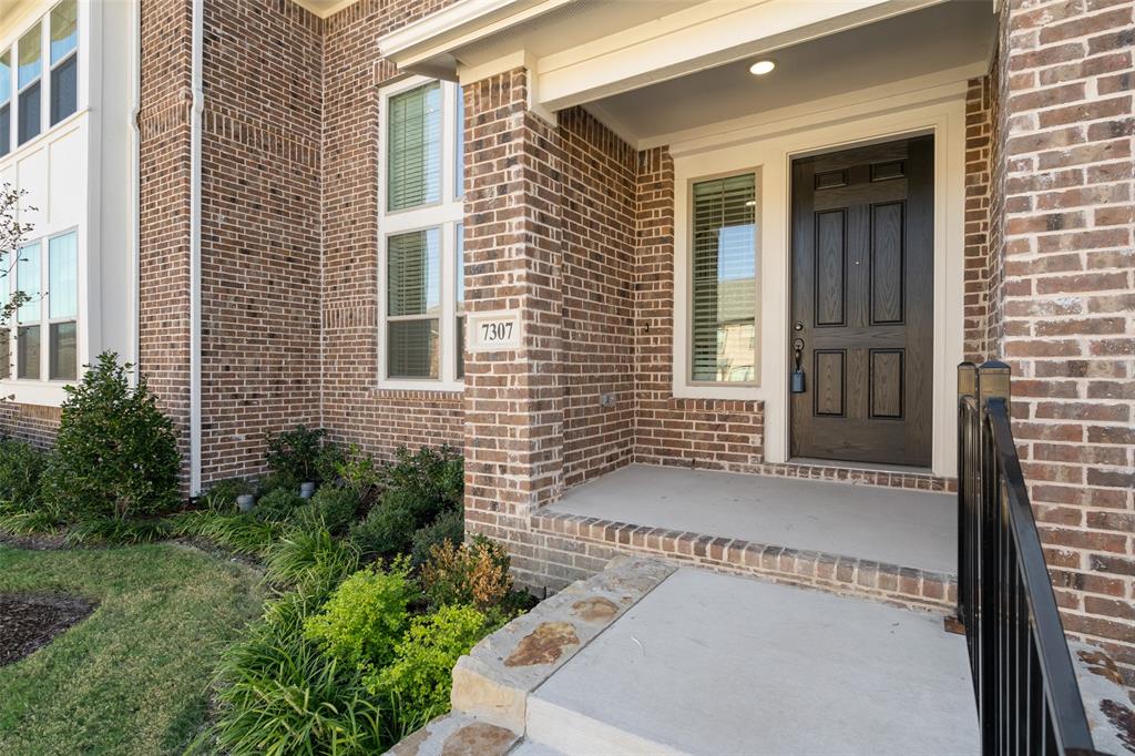 7307 Sideoats Gama Street