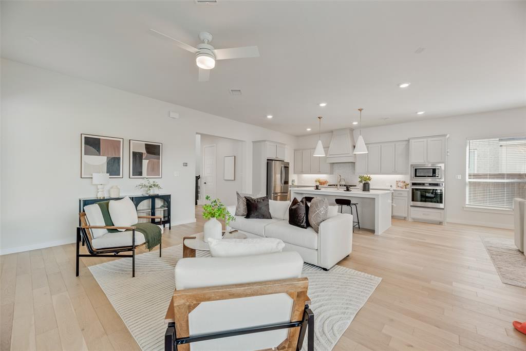 Light Farms The Brenham Neighborhood - Residential