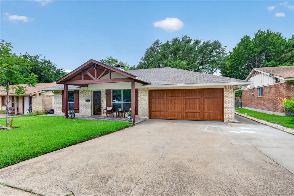 527 Falling Leaves Drive