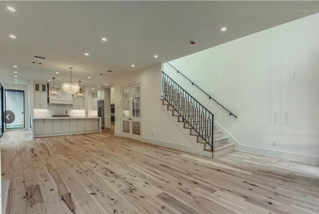 3629 McFARLIN Boulevard