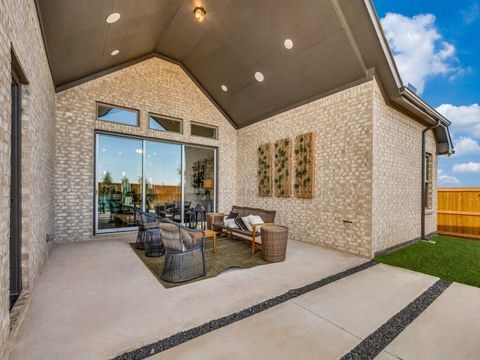 A home in Waxahachie