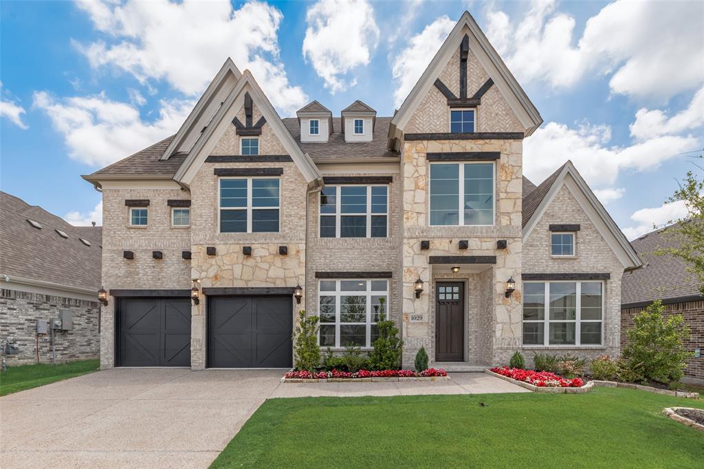 1029 Bleriot Drive