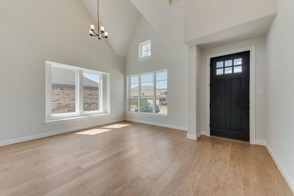 1029 Bleriot Drive