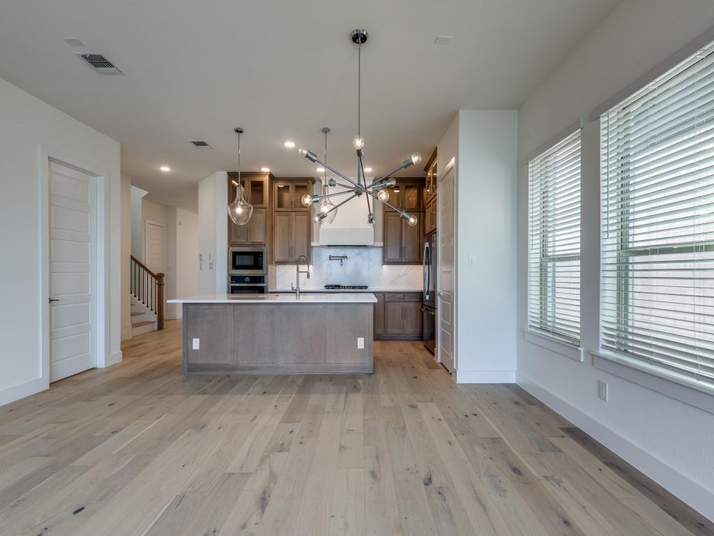 Lakeside Viridian Collins East - Residential Lease