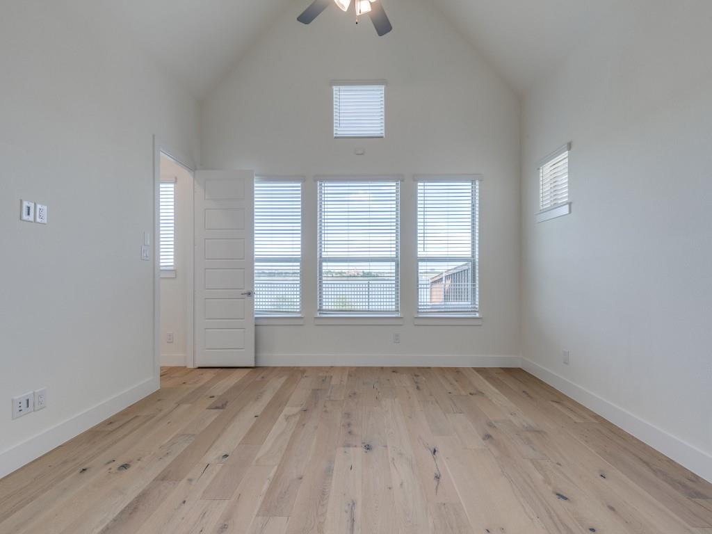 Lakeside Viridian Collins East - Residential Lease