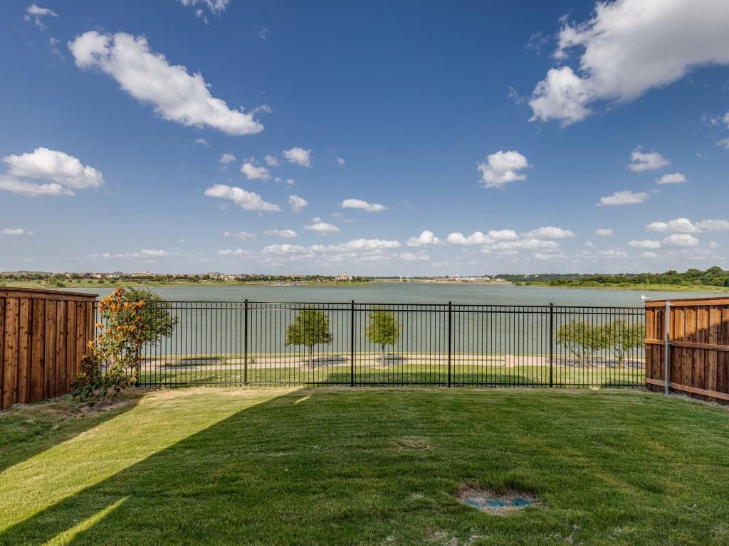 Lakeside Viridian Collins East - Residential Lease