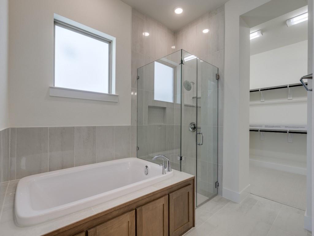 Lakeside Viridian Collins East - Residential Lease