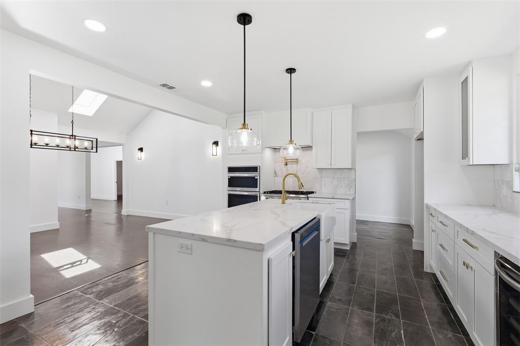 Casa Linda Estates - Residential